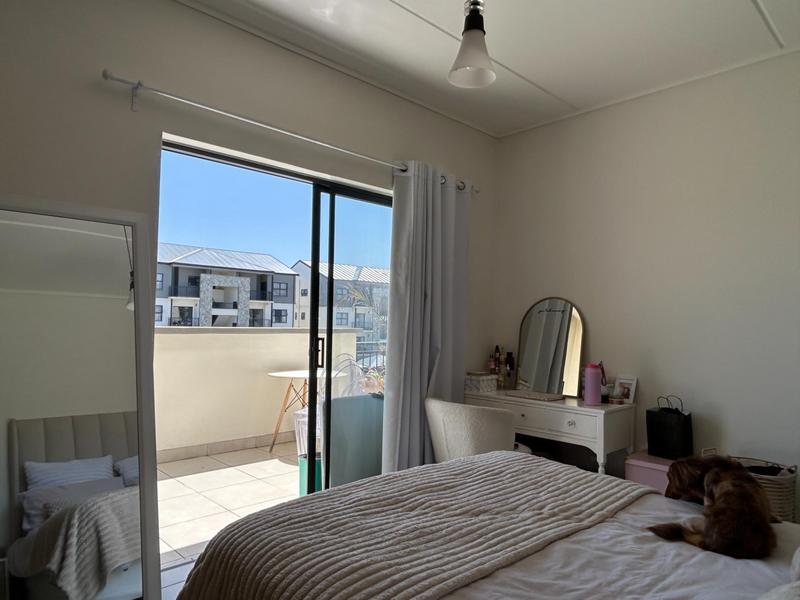 To Let 1 Bedroom Property for Rent in Sandown Western Cape